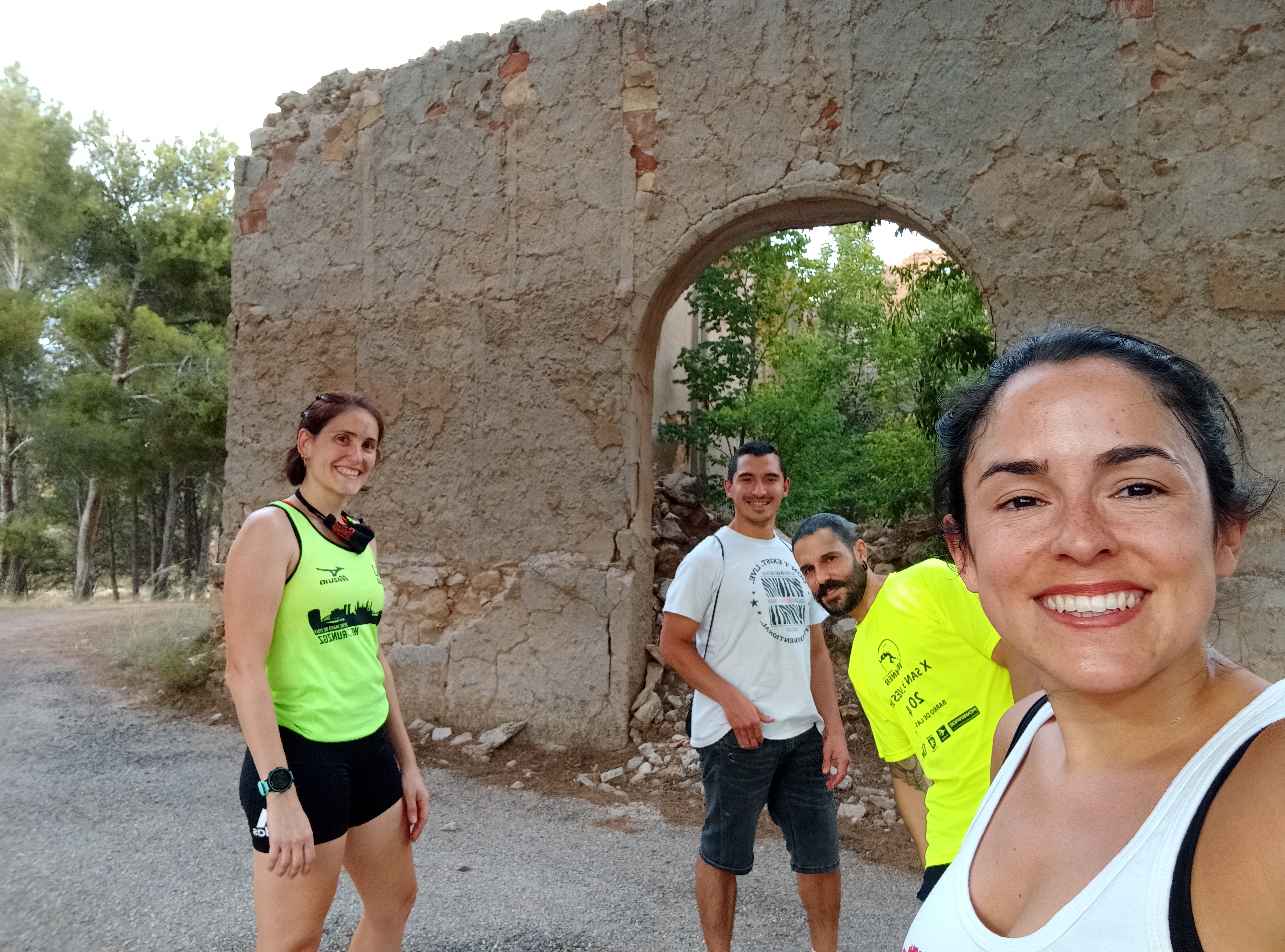 4. Hermita cementerio