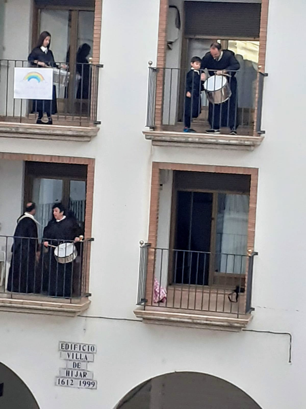 Imagen adjunto por Ester Pina el 09/04/2020  a las 17:34