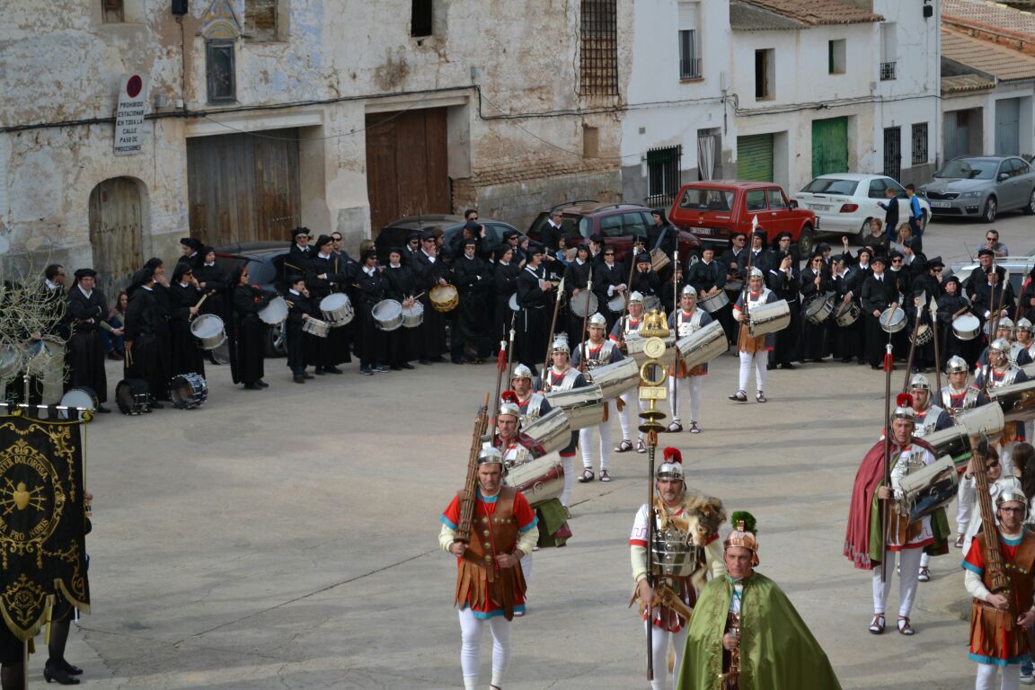 Saludo a los alabarderos