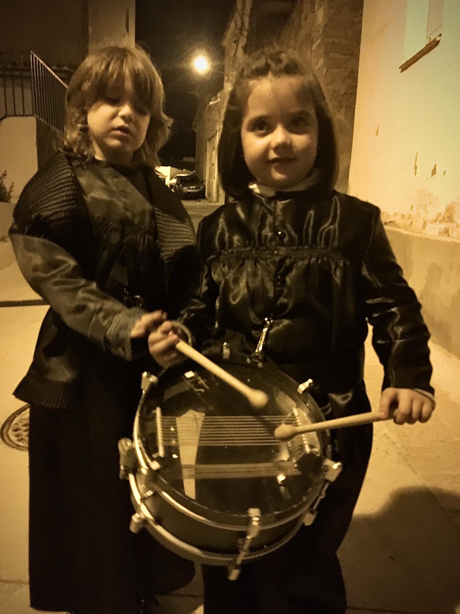 Manuel y Lucia Guiu estarán también virtualmente este Jueves Santo