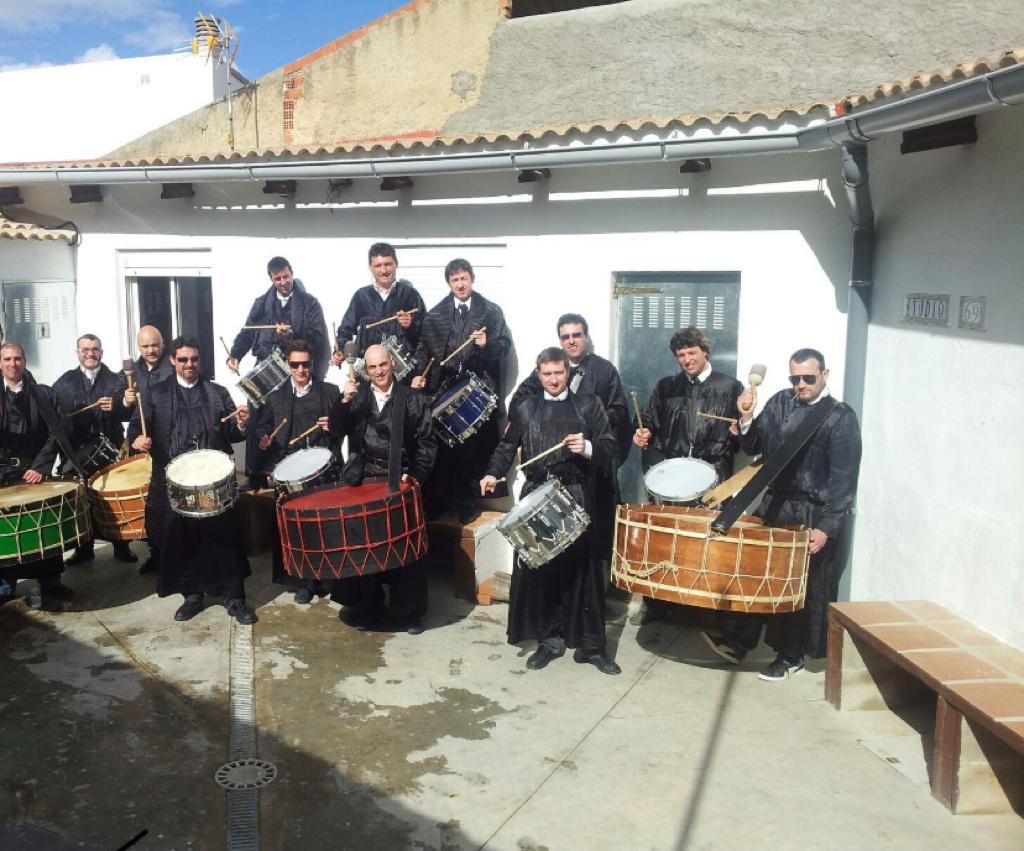 foto de grupo en el Studio Imagen adjunto por javier esteban romeo el 08/04/2020  a las 15:55